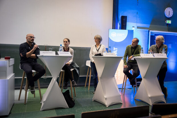 Prof. Dr. Jörg Ankel-Peters (RWI), Prof. Dr. Severine Toussaert (University of Oxford), Prof. Dr. Marianne Saam (ZBW / Universität Hamburg), Prof. Dr. Jan Marcus (Freie Universität Berlin) und Dr. Lars Vilhuber (Cornell University) in der Diskussion